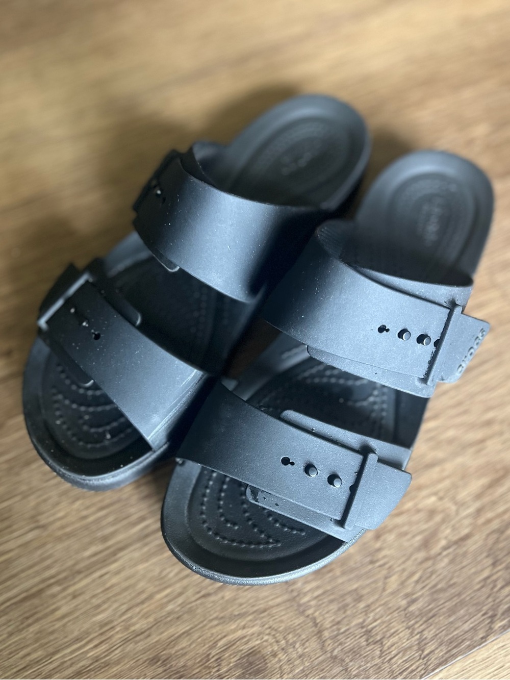 CROCS Brooklyn Buckle Low Double Strap Sandals